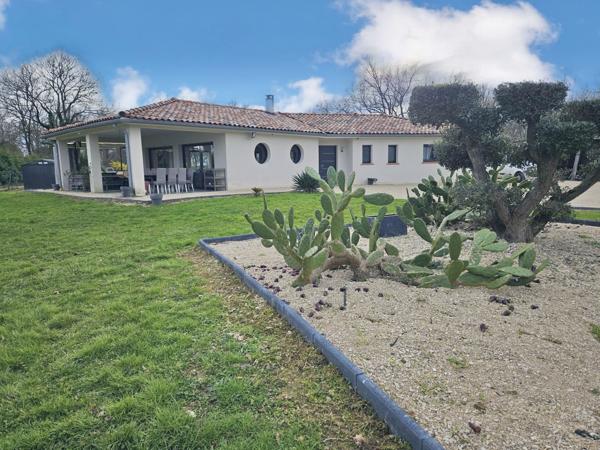 Belle maison Contemporaine de type T4 de 120 m2 +terrain constructible de 2000 m2 secteursecteur Labastide du Temple - Labastide-Du-Temple (82100)