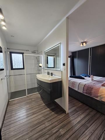 Belle maison Contemporaine de type T4 de 120 m2 +terrain constructible de 2000 m2 secteursecteur Labastide du Temple - Labastide-Du-Temple (82100)