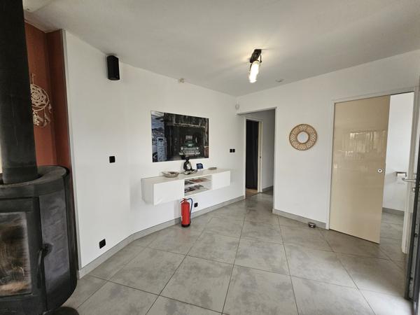 Belle maison Contemporaine de type T4 de 120 m2 +terrain constructible de 2000 m2 secteursecteur Labastide du Temple - Labastide-Du-Temple (82100)