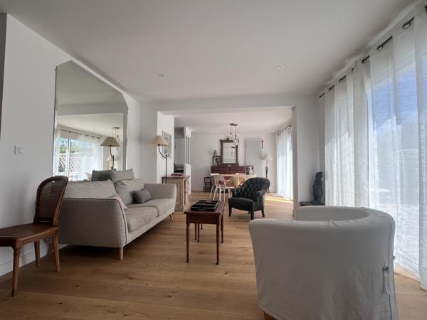 LA ROCHELLE LES MINIMES — Rez-de-jardin d'exception de 120 m² | Terrasse 100 m² Vue Mer | Configuration unique
