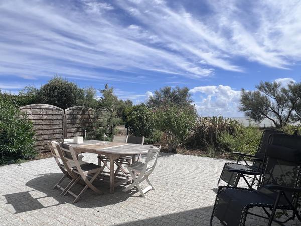 LA ROCHELLE LES MINIMES — Rez-de-jardin d'exception de 120 m² | Terrasse 100 m² Vue Mer | Configuration unique