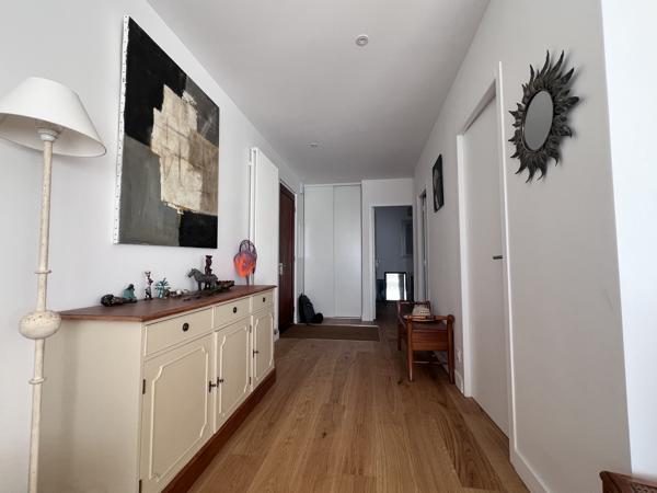 LA ROCHELLE LES MINIMES — Rez-de-jardin d'exception de 120 m² | Terrasse 100 m² Vue Mer | Configuration unique