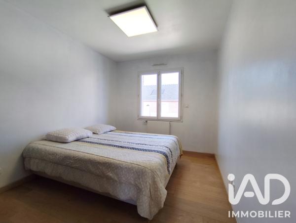 Maison à vendre 5 pièces 111 m² Saint-Jean-de-la-Ruelle