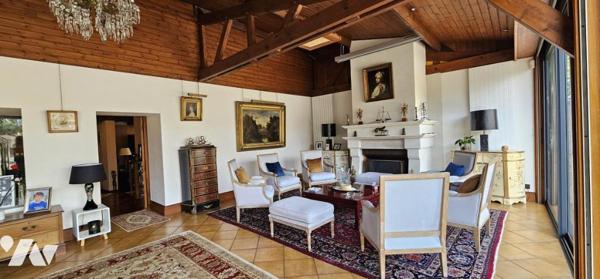 Domaine de caractère d'exception à Nort-sur-Erdre — 296 m² hab. sur plus de 4,5 hectares