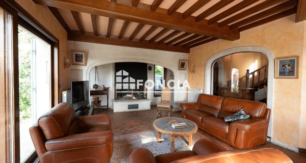 À vendre Maison 7 pièces 175 m² - Saint-jean-de-muzols 07300