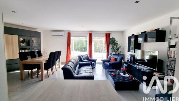 Maison à vendre 5 pièces 110 m² Nans-les-Pins