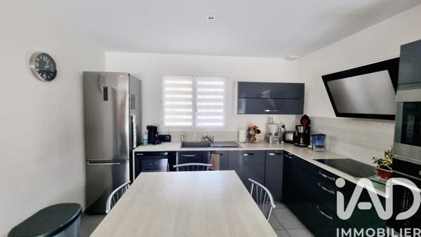 Maison à vendre 5 pièces 110 m² Nans-les-Pins