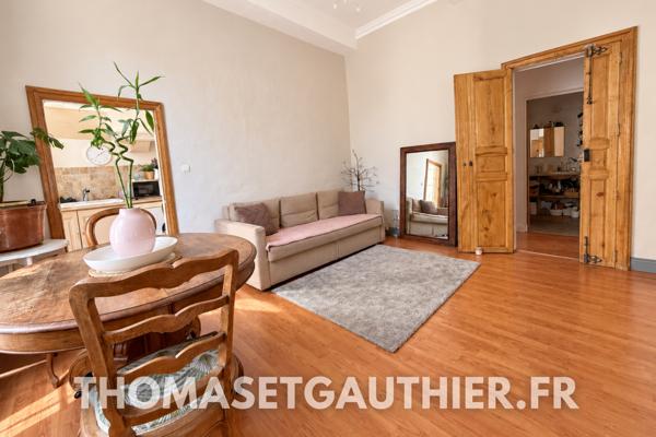 CARPENTRAS – Appartement bourgeois 72 m² – 2 chambres
