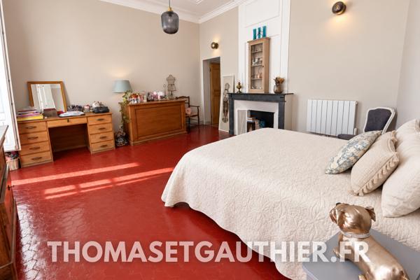 CARPENTRAS – Appartement bourgeois 72 m² – 2 chambres