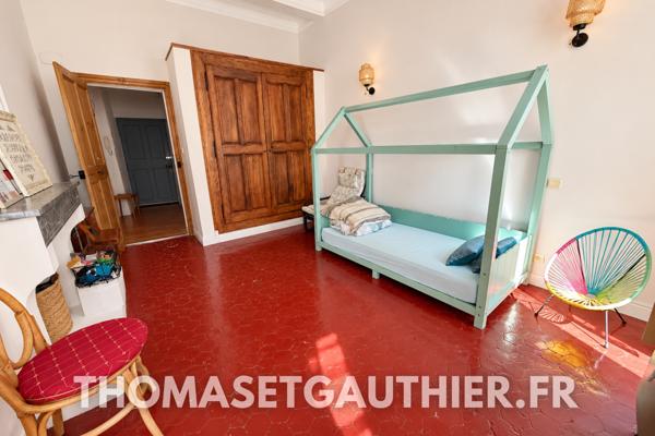 CARPENTRAS – Appartement bourgeois 72 m² – 2 chambres