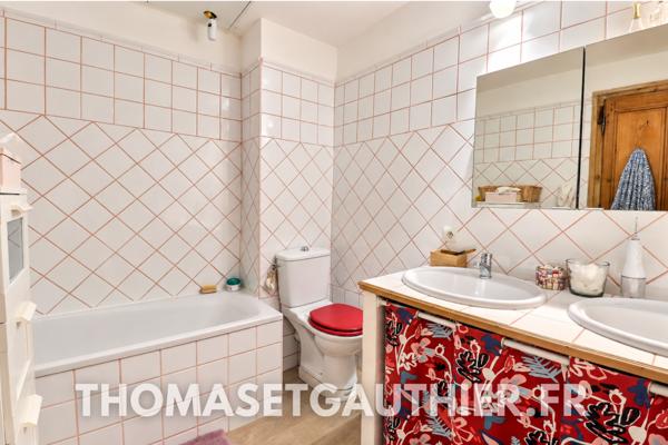 CARPENTRAS – Appartement bourgeois 72 m² – 2 chambres