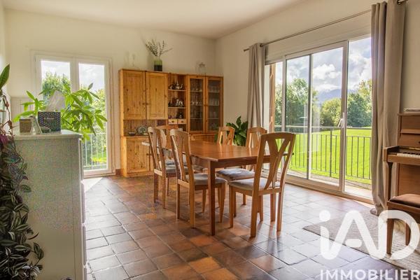 Maison à vendre 8 pièces 200 m² Entrelacs