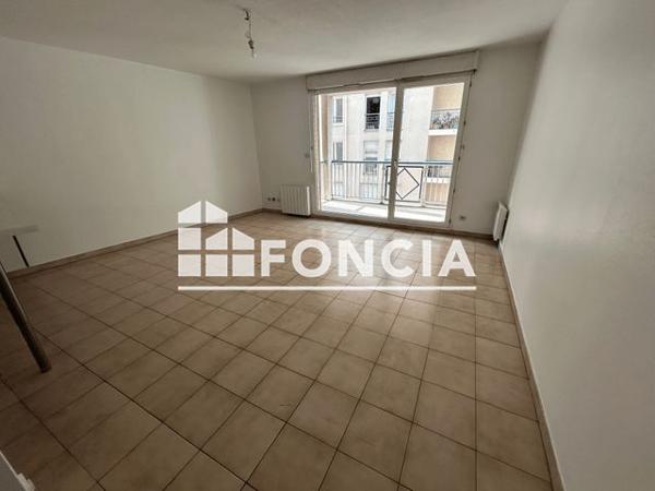Location Appartement 3 pièces 73.02 m² - 21 RUE DE LA BANNIERE Lyon 69003