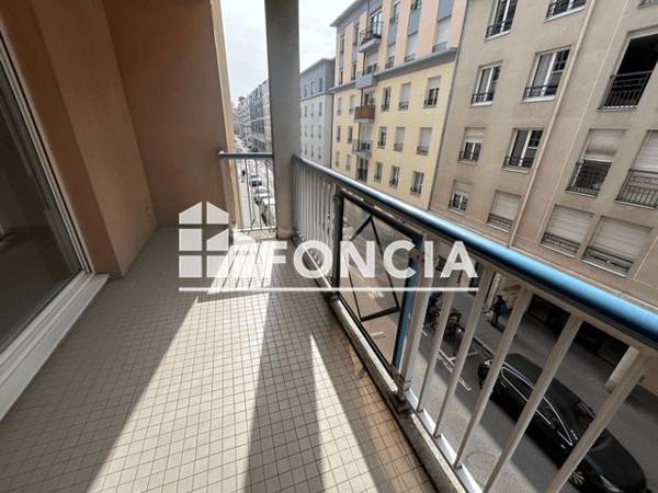Location Appartement 3 pièces 73.02 m² - 21 RUE DE LA BANNIERE Lyon 69003