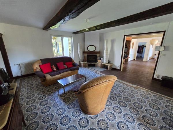 Maison individuelle à vendre à Réalcamp en Seine-Maritime (76340), ref : MAIS144