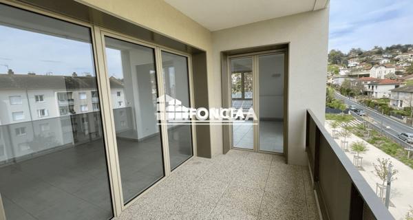 Location Appartement 3 pièces 74.89 m² - Trévoux 01600