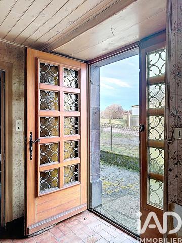 Maison à vendre 4 pièces 100 m² Bourg-Lastic