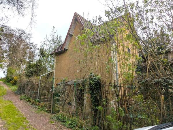Petite maison ancienne
