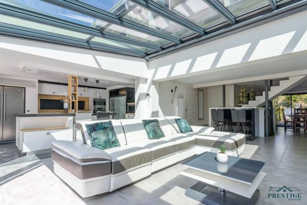 LA PLAINE SUR MER - MAISON 141M2 - PISCINE - TERRAIN 711M2