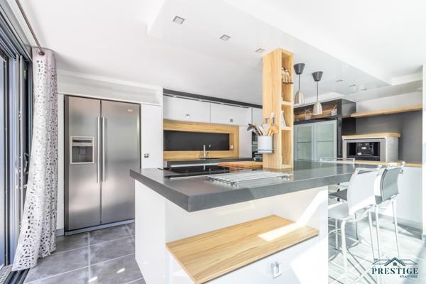 LA PLAINE SUR MER - MAISON 141M2 - PISCINE - TERRAIN 711M2