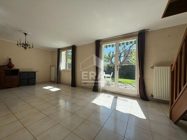 Exclusivité Maison avec jardin sans vis à vis : Future gare Ligne 18 à 10 min à pied (Guyancourt)