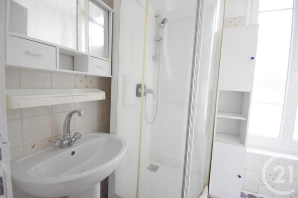 Appartement T1 à vendre  1 pièce - 18,89 m2 VICHY - 03