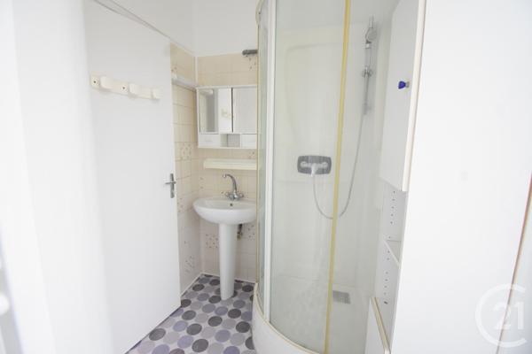 Appartement T1 à vendre  1 pièce - 18,89 m2 VICHY - 03