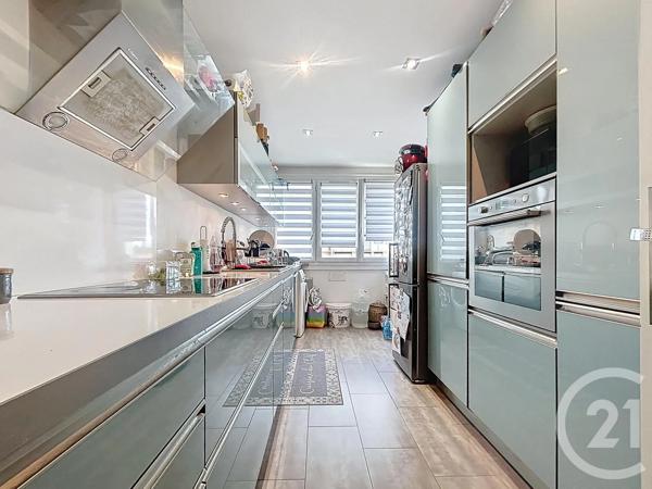 Appartement F4 à vendre  4 pièces - 80 m 2   MELUN  - 77