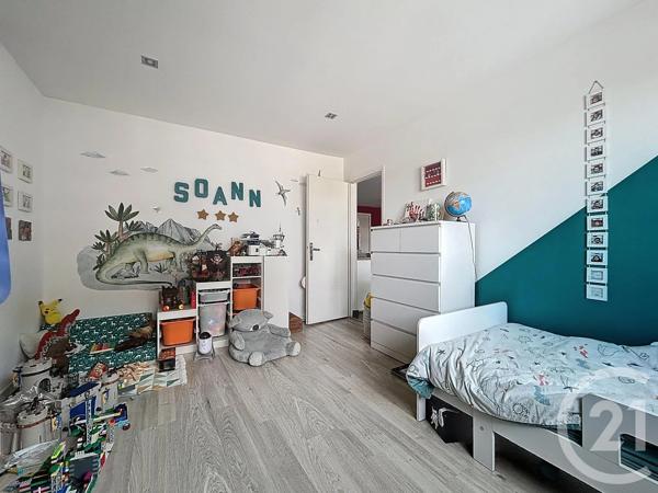 Appartement F4 à vendre  4 pièces - 80 m 2   MELUN  - 77