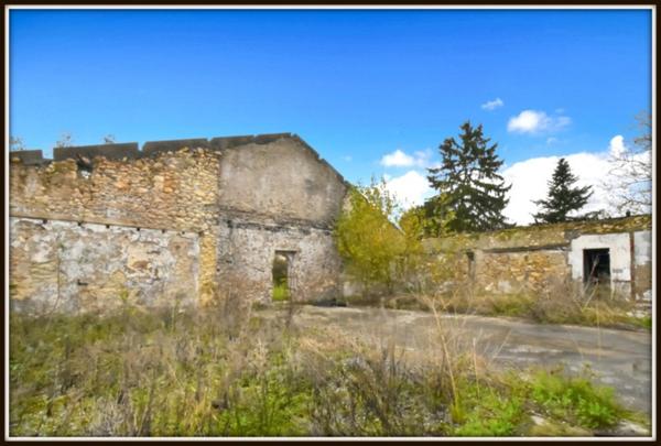 PROCHE PEYREHORADE ( 10 mn côté EST ) - CORPS DE FERME 265 m2 + DEPENDANCES 80 m2