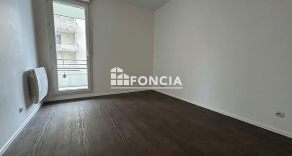 Location Appartement 4 pièces 83.97 m² - Saint-germain-en-laye 78100
