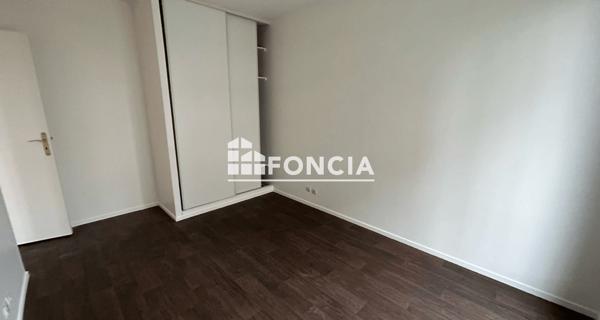 Location Appartement 4 pièces 83.97 m² - Saint-germain-en-laye 78100