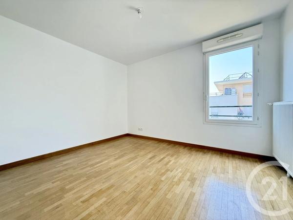 Appartement F4 à vendre  4 pièces - 84,39 m 2   ST GERMAIN EN LAYE  - 78