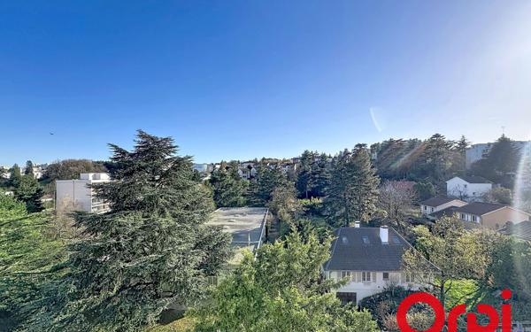 Appartement à vendre    4 pièces • 74,52 m2 Oullins