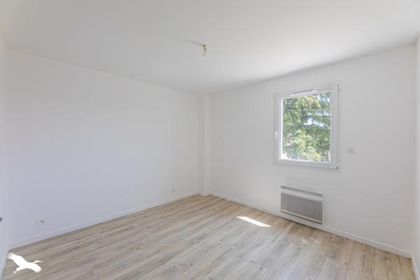 Maison 220 920 € Veigné 4 p 79 m² DPE D