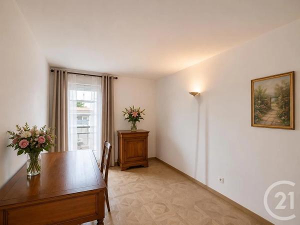 Appartement F4 à vendre  4 pièces - 95,52 m 2   RAMBOUILLET  - 78