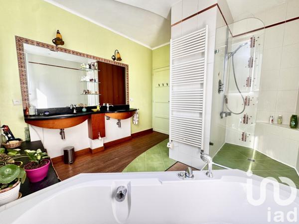 Maison à vendre 6 pièces 121 m² Angers