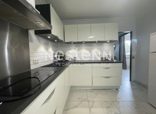 A vendre à CHILLY-MAZARIN, maison de 6 pièces avec sous-sol total