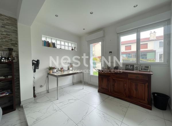 A vendre à CHILLY-MAZARIN, maison de 6 pièces avec sous-sol total