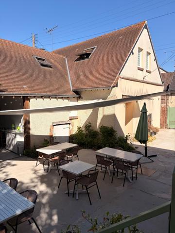 Murs et fonds Restaurant-Bar-Chambres d'hôtes