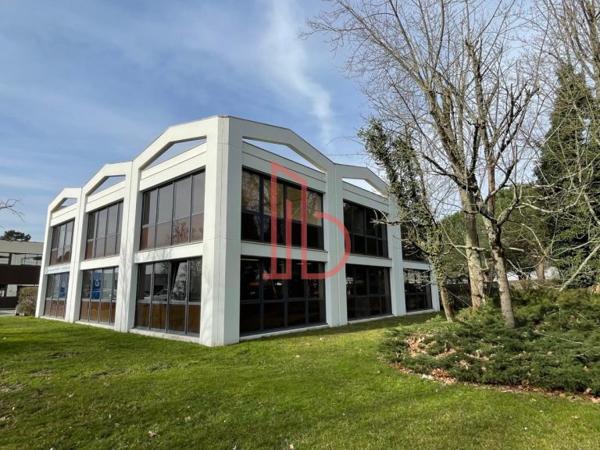 Bureau de 341 m² à louer à Bordeaux Sud-Ouest