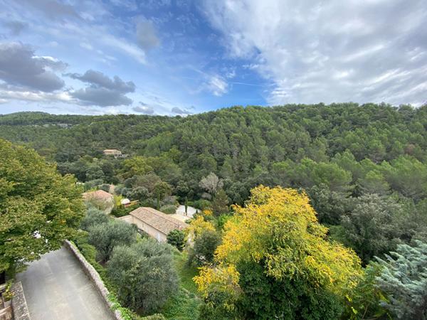 Maison Saumane De Vaucluse 5 pièce(s) 200 m2