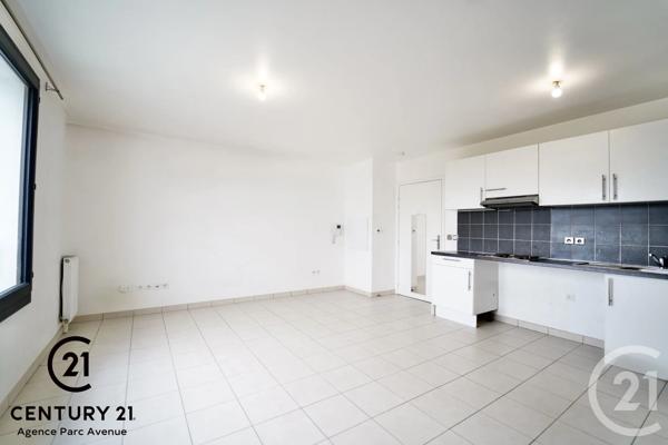 Appartement F2 à vendre  2 pièces - 36,78 m 2   BUSSY ST GEORGES  - 77