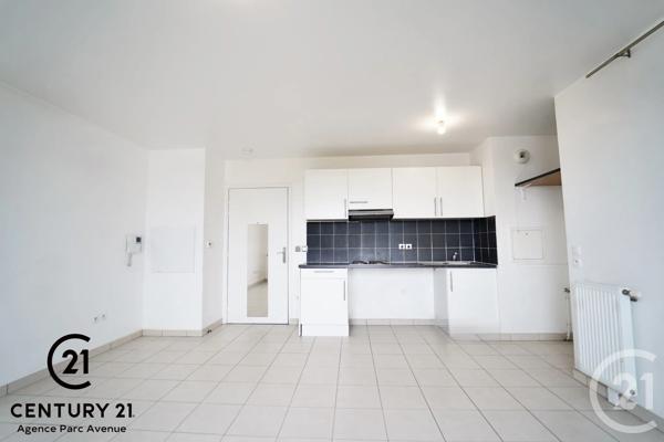 Appartement F2 à vendre  2 pièces - 36,78 m 2   BUSSY ST GEORGES  - 77