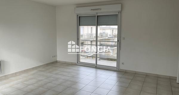 Location Appartement 4 pièces 85.25 m² - Dinan 22100