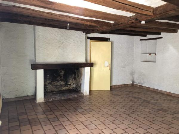 Immeuble à vendre à Nouzilly dans l'Indre-et-Loire (37380), ref : 37037/150B