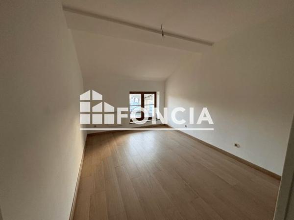 Location Appartement 3 pièces 81.67 m² - 1501 ROUTE DE GENEVE Beynost 01700