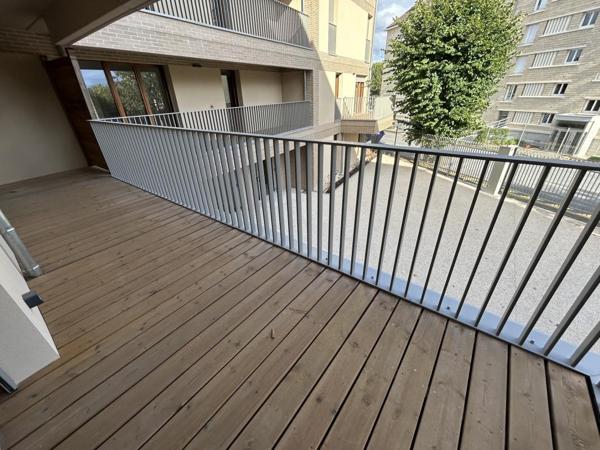 Location Appartement 2 pièces 49 m² - Caen 14000