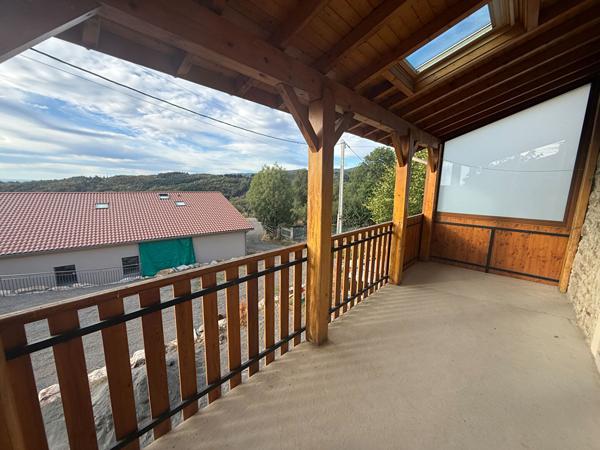 Maison Bard 5 pièce(s) 13.6 m2