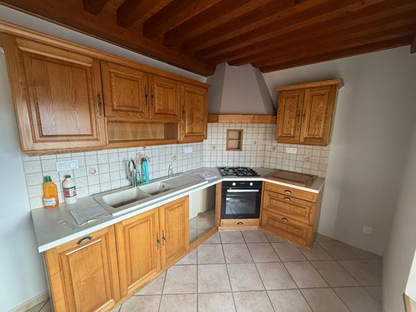Maison Bard 5 pièce(s) 13.6 m2